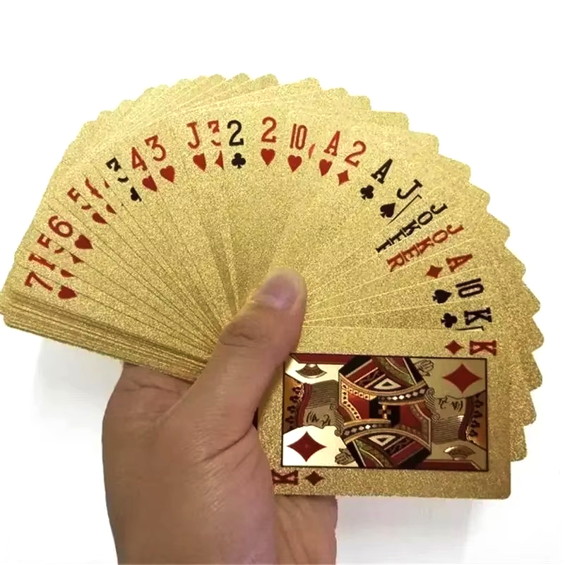 کارت های بازی با روکش طلا